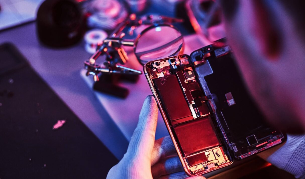 Yes, You can connect your airpods to your android device